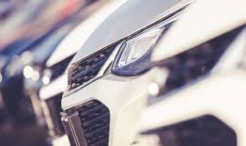 Electric Vehicles vs Hybrid Cars: Long-Term Maintenance Cost Comparison